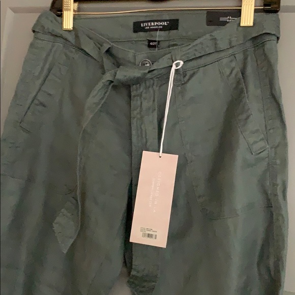 Nwt Liverpool Dave Straight Leg Capri 